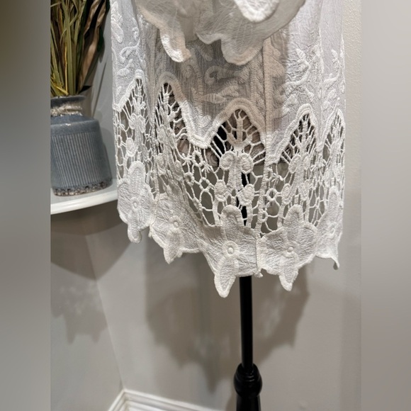KEREN hart White Embellished Lace & Embroidered 3/4 sleeves Top Size Small - Picture 6 of 8